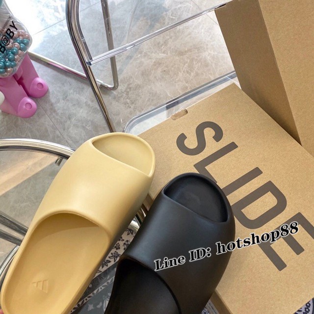 Adidas Yeezy Slide麵包拖鞋阿迪達斯情侶款涼拖鞋 dx2458